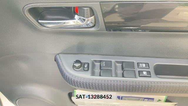 Suzuki SWIFT 2008-10 7799714-14