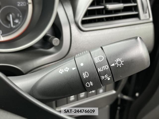 Suzuki SWIFT 2022-04 7800656-11