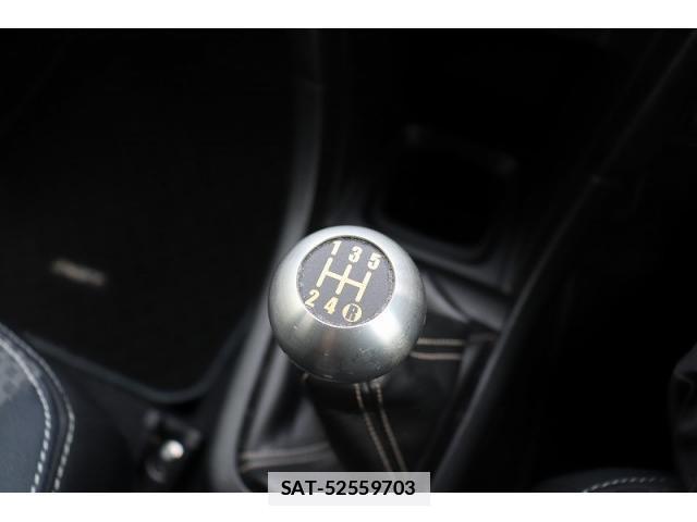 Suzuki SWIFT 2014-10 7800664-15