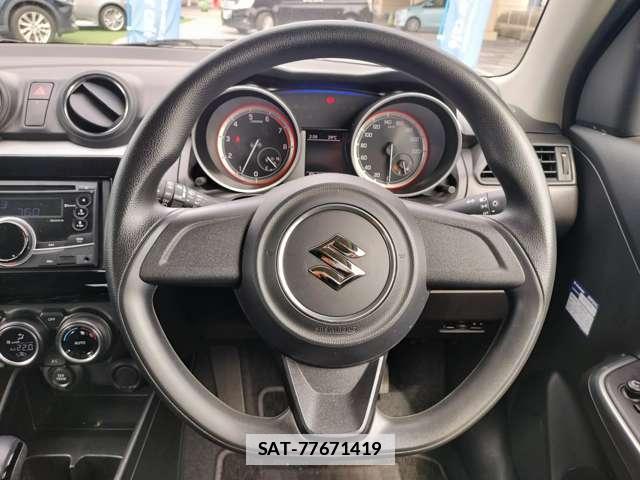 Suzuki SWIFT 2018-03 7805387-5