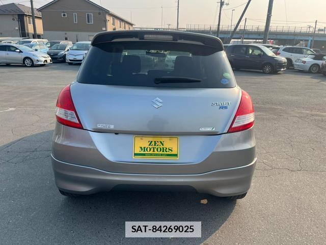 Suzuki SWIFT 2015-02 7805871-7