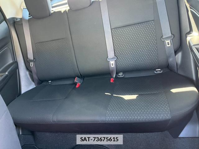 Suzuki SWIFT 2019-02 7805878-14