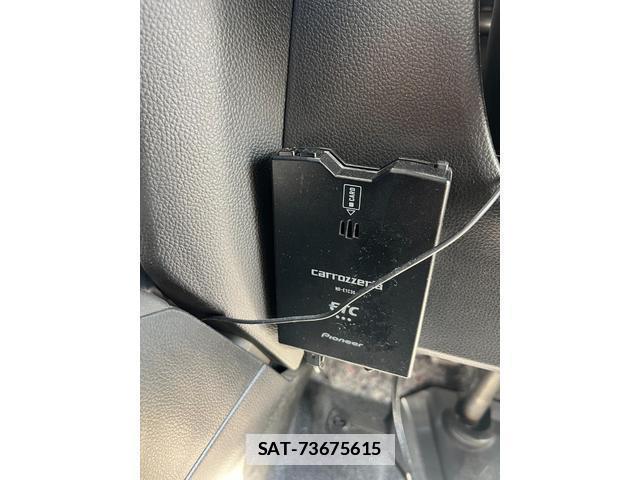 Suzuki SWIFT 2019-02 7805878-18
