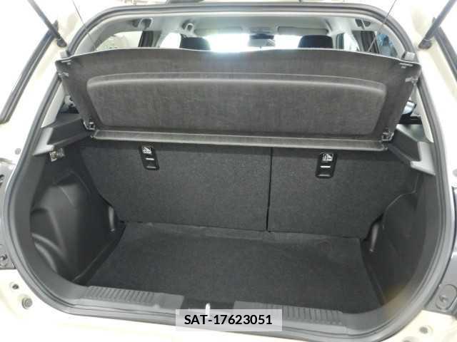 Suzuki SWIFT 2024-08 7810735-18