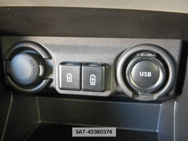 Suzuki SWIFT 2024-01 7810748-10