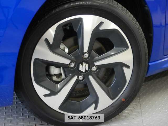 Suzuki SWIFT 2023-12 7810781-14