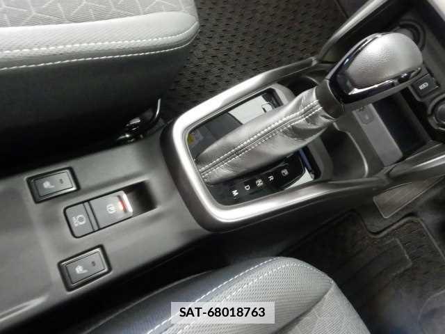 Suzuki SWIFT 2023-12 7810781-9