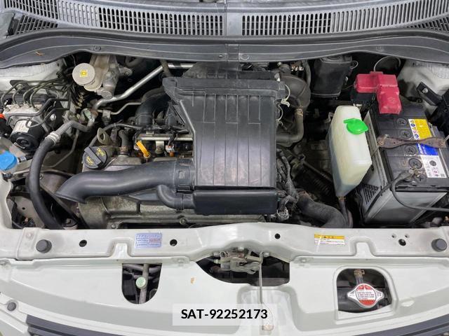 Suzuki SWIFT 2009-09 7810939-16