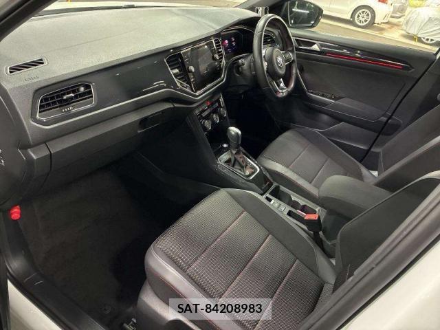 VolksWagen T-ROC 2020-11 7810369-5