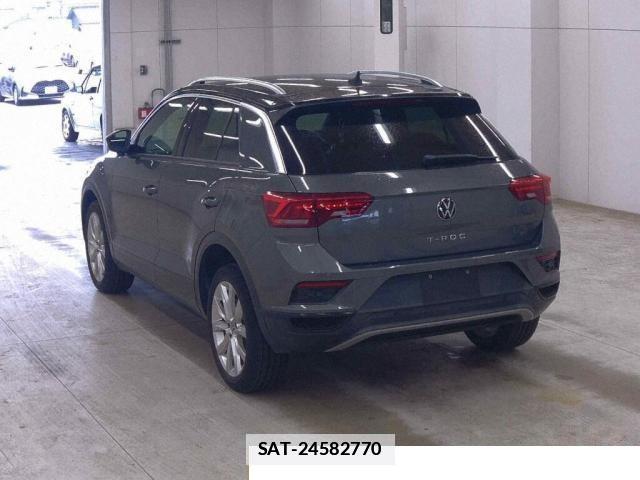 VolksWagen T-ROC 2021-09 7811056-1