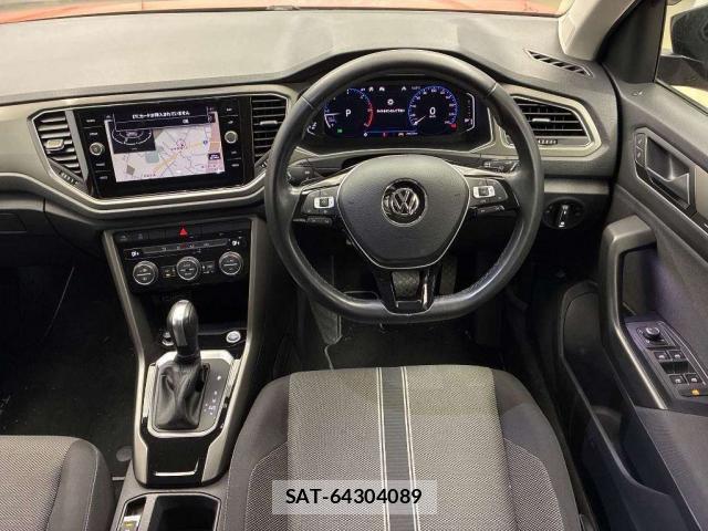 VolksWagen T-ROC 2021-03 7811148-2