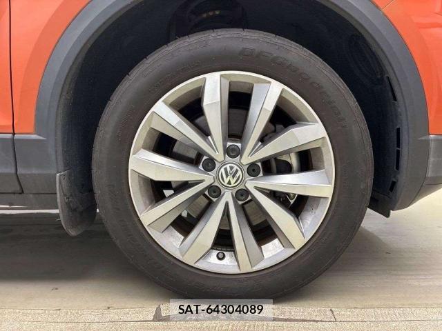 VolksWagen T-ROC 2021-03 7811148-7
