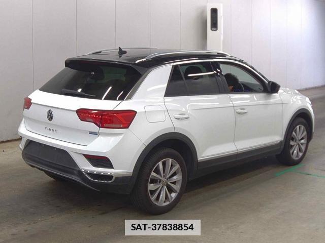 VolksWagen T-ROC 2021-06 7811191-1
