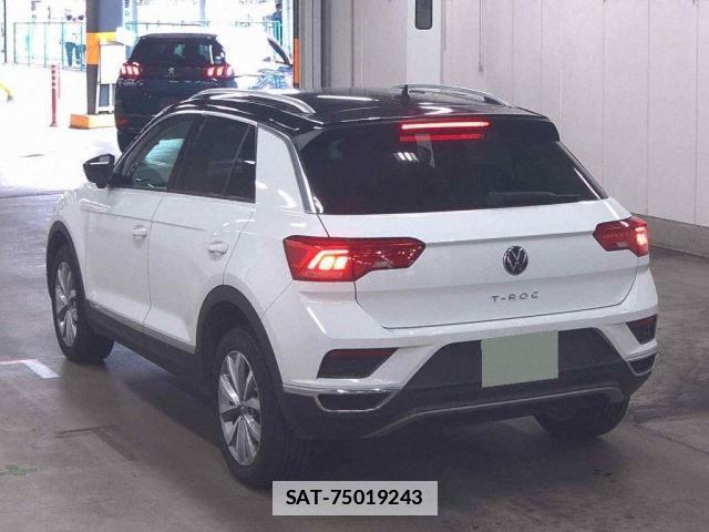 VolksWagen T-ROC 2021-10 7811221-1