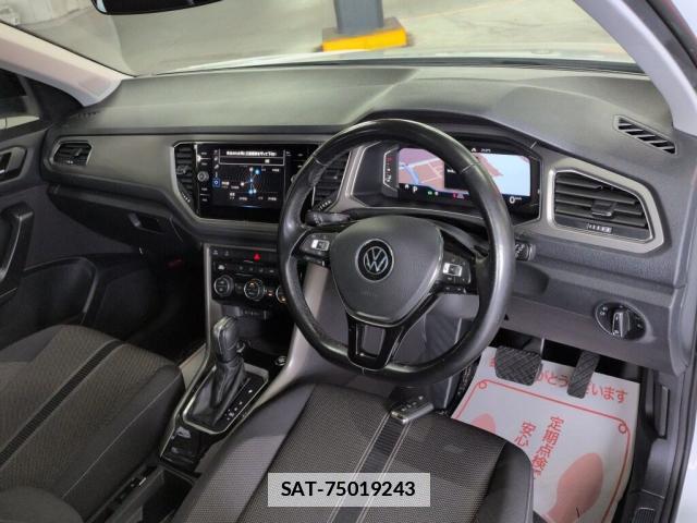 VolksWagen T-ROC 2021-10 7811221-2