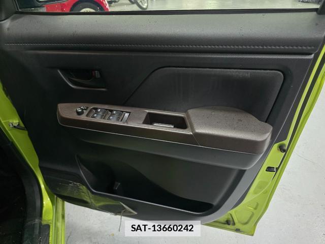 Toyota TANK 2016-12 7800889-14