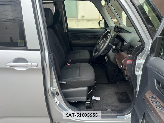 Toyota TANK 2018-04 7805849-10