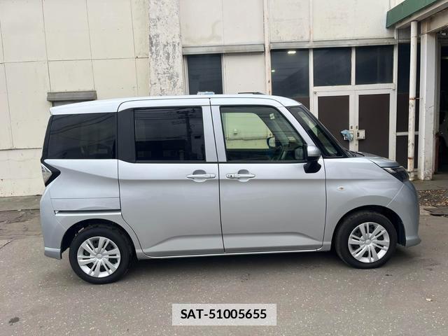 Toyota TANK 2018-04 7805849-3