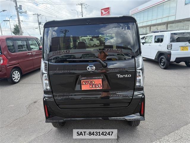 Daihatsu TANTO 2025-09 7797811-6