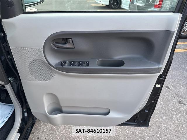Daihatsu TANTO 2017-02 7797825-10