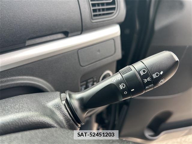 Daihatsu TANTO 2018-11 7797841-19