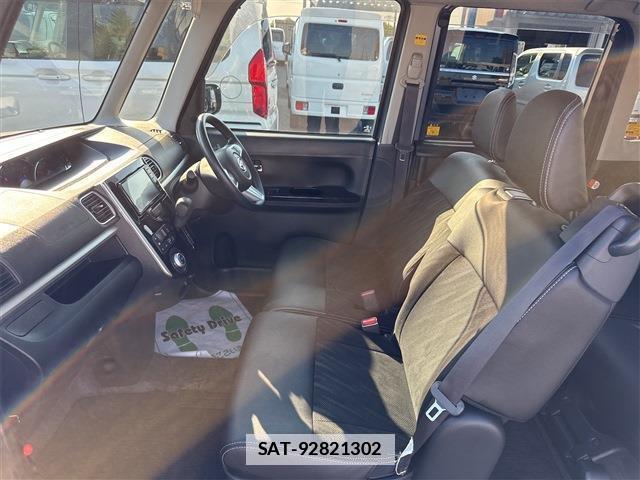 Daihatsu TANTO 2017-06 7797857-14
