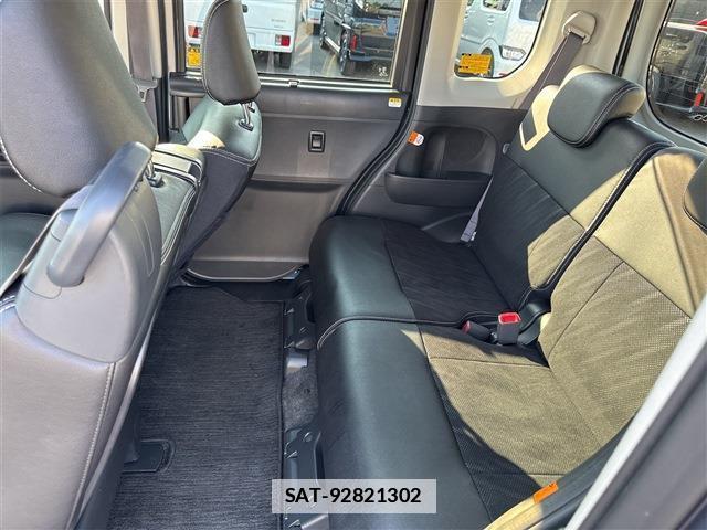 Daihatsu TANTO 2017-06 7797857-16