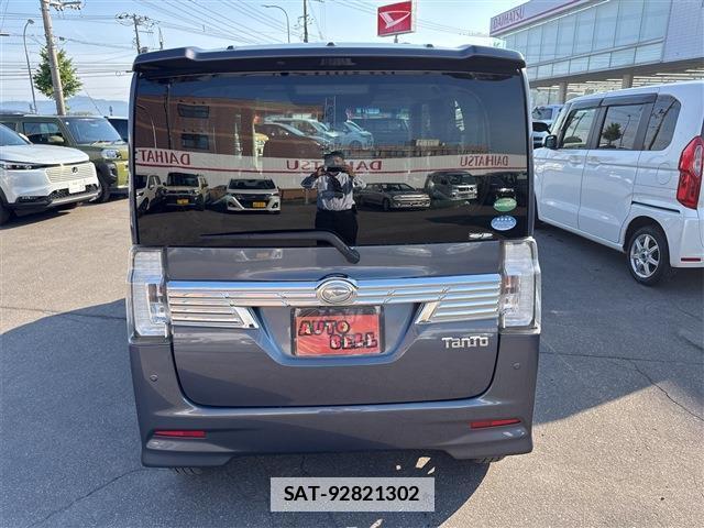 Daihatsu TANTO 2017-06 7797857-6