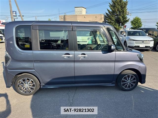 Daihatsu TANTO 2017-06 7797857-8