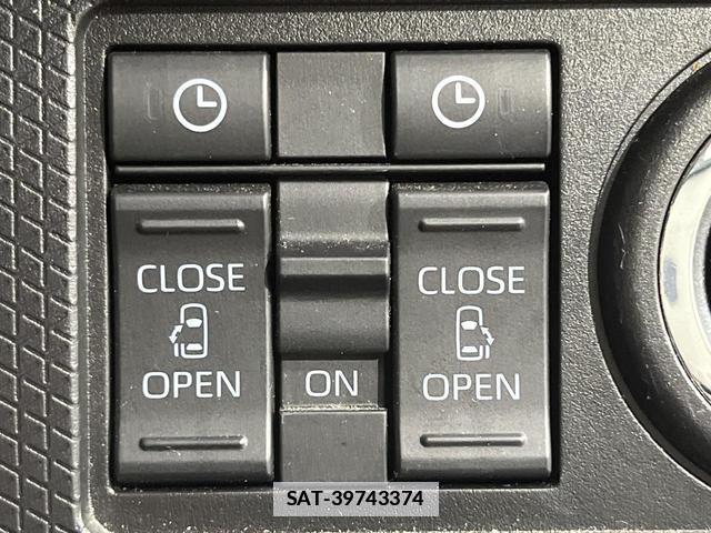 Daihatsu TANTO 2022-07 7798134-5