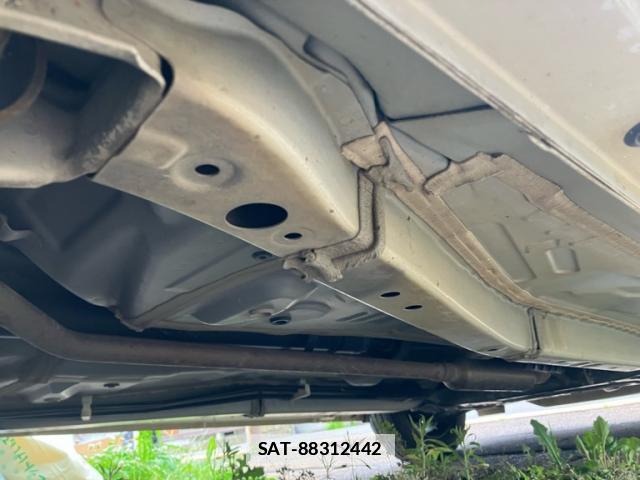 Daihatsu TANTO 2019-07 7799977-6