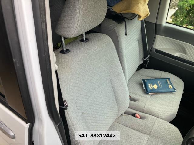 Daihatsu TANTO 2019-07 7799977-9