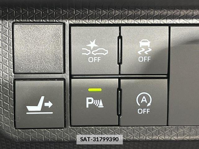 Daihatsu TANTO 2022-03 7801031-5