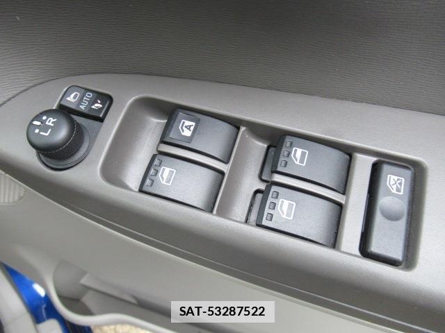 Daihatsu TANTO 2015-05 7802722-11