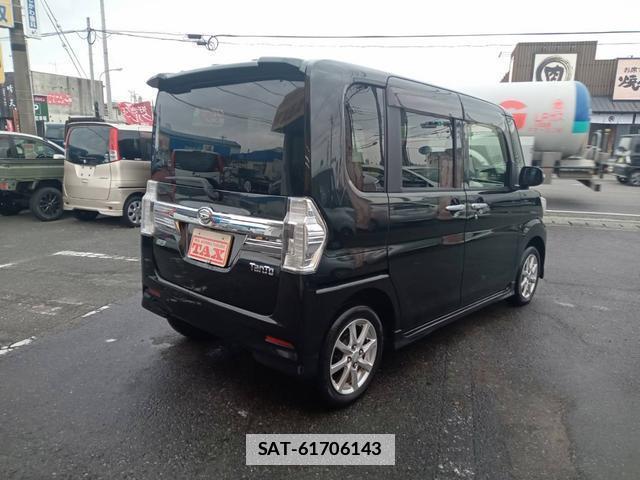 Daihatsu TANTO 2014-08 7803853-2