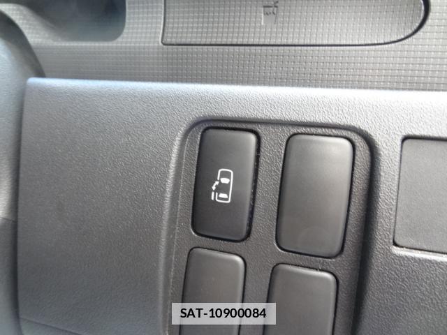 Daihatsu TANTO 2010-12 7805154-5