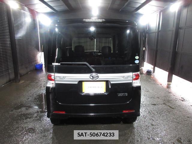 Daihatsu TANTO 2011-08 7806155-5