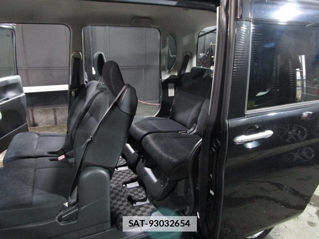 Daihatsu TANTO 2010-11 7806162-15