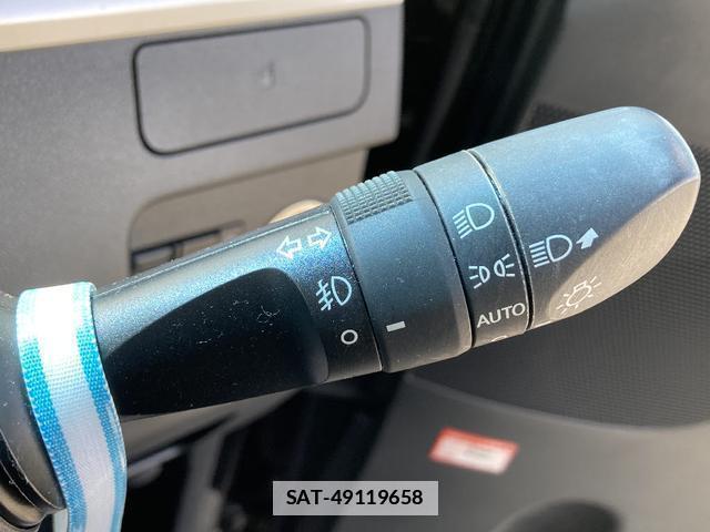 Daihatsu TANTO 2017-11 7809295-11