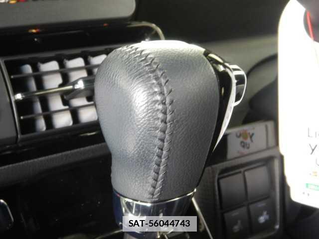 Daihatsu TANTO 2022-10 7810821-9