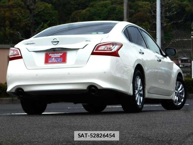 Nissan TEANA 2018-06 7795827-1