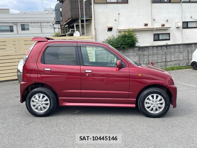 Daihatsu TERIOS KID 2009-09 7806274-3