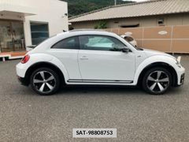 VolksWagen THE BEETLE 2017-12 7793151-19