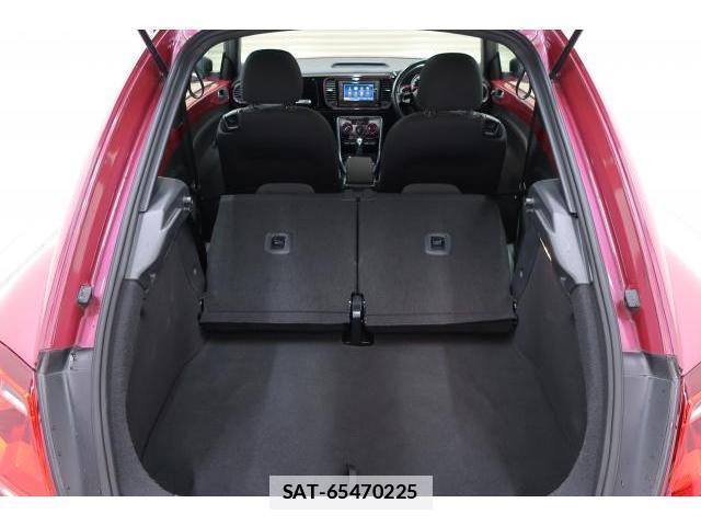 VolksWagen THE BEETLE 2016-12 7793153-14