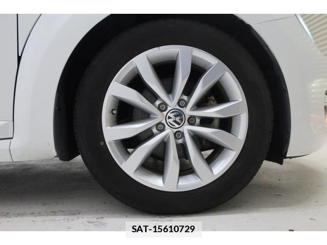 VolksWagen THE BEETLE 2014-11 7793156-16