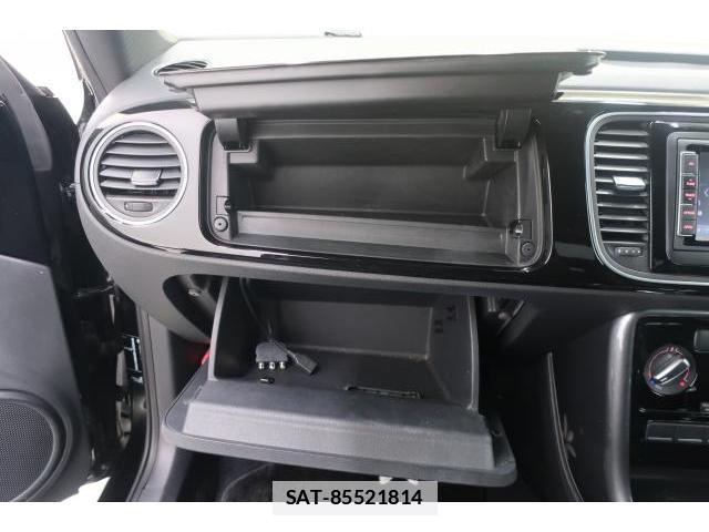 VolksWagen THE BEETLE 2017-08 7793167-13