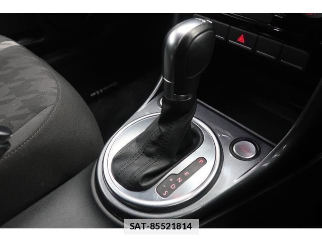 VolksWagen THE BEETLE 2017-08 7793167-9