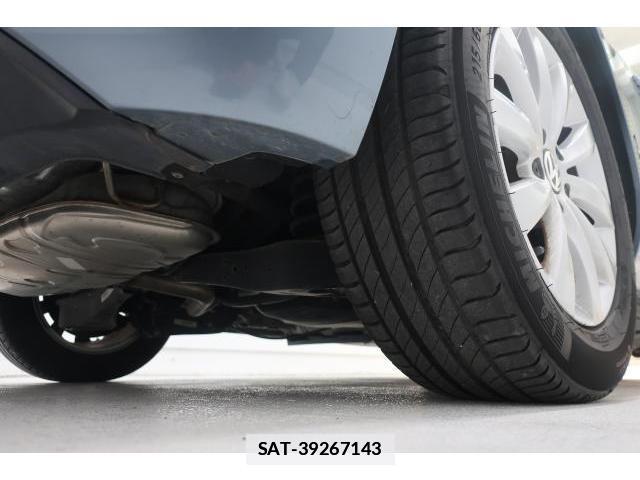 VolksWagen THE BEETLE 2017-02 7793169-17