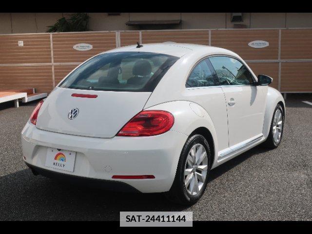 VolksWagen THE BEETLE 2013-04 7793170-18