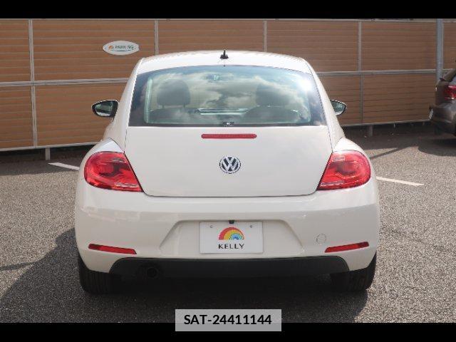 VolksWagen THE BEETLE 2013-04 7793170-19